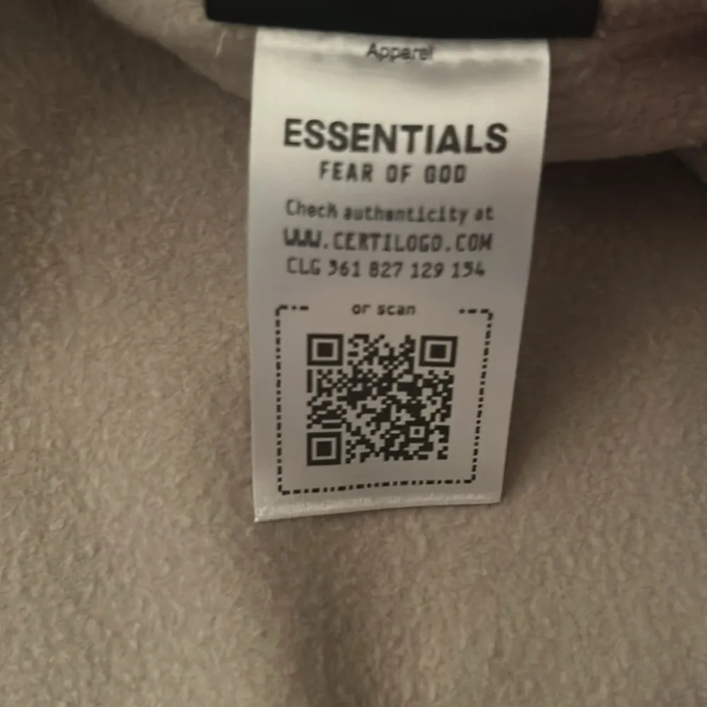 Essentials Classic Fit Fleece ZipUp - Picture 5 of 5
